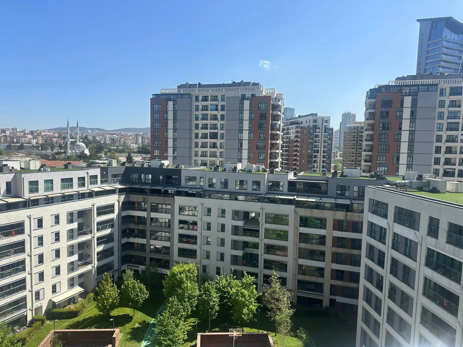 Properties in Kartal